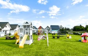 Amazing Home In Sarbinowo With Wifi