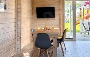 Amazing Home In Sarbinowo With Wifi