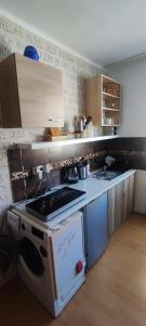 Petite Central Urban Oasis