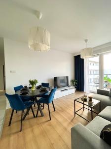 Lumina stylish 3-room apart with balcony