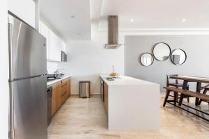 Mistiq Cabo - 6-8 Guests