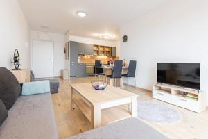 Flat 3 Sunny Haven Moderny 2i, Parking, WiFi