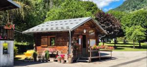 Campings Camping Onlycamp Domelin : photos des chambres