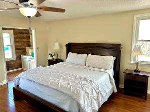 Mountainaire Inn and Log Cabins