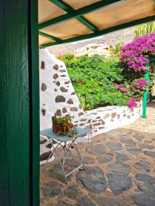 Histórica Casa con vistas al Jardín de Cactus y montañas