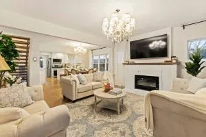 French Country Cottage - Addison