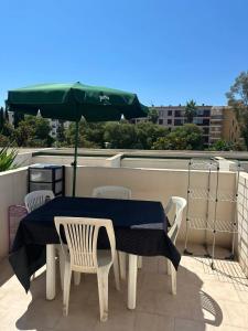 Appartements Appartement moderne a Frejus, 60 m², piscine partagee : photos des chambres