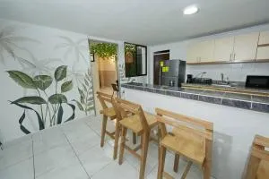 Acogedora casa cerca al estadio - Robledo