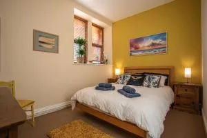 Countryside Fully Furnished Apartment in Halifax - Southowram