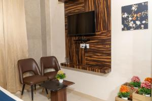 Rosewood at Rajpur Road by Zenvana
