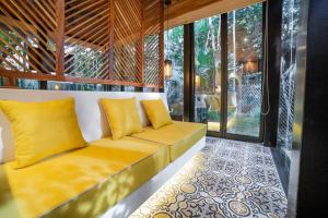 chay Bright Eco Chic studio in Tulum Beach Access!