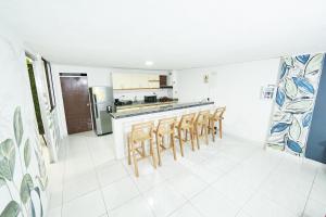 Acogedora casa cerca al estadio