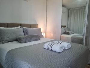 Maravilhoso Apto, prédio premiado, 40 metros 2 , uma suíte wide hilton garden, melhor localização de são paulo, metrô fradique coutinho, garagem inclusa