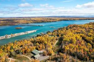 Barbeau Studio with St Marys River Views! - Barbeau