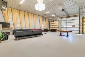 Barbeau Studio with St Marys River Views!