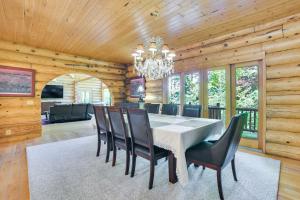 St Marys River Views: Cabin w Wraparound Deck!