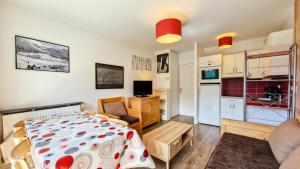 Résidence Les Pleiades - Appartement confortable avec cabine · Centre station · Balcon · Parking couvert MAE-7366