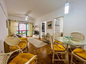 R12 · 2 Quadras da Praia