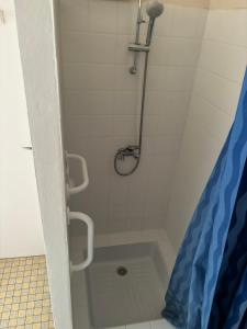 Maisons de vacances Maison face a la mer 6-8 personnes jardin - WIFI - Fort Boyard : Maison 3 Chambres