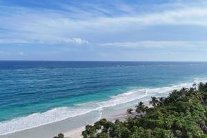 Mystiq Immers in Nature Jungle Living with Beach Access