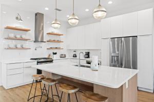 Take It Easy by Book That Condo