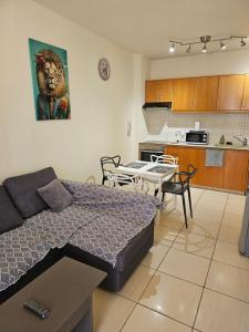 STEFARIS PROPERTIES "mekenzi 3"