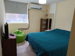 Depto de 1 dormitorio en Blvd. San Juan cerca de La Cañada