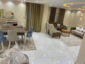 شقه مفروشه vibبمدينه السادس من أكتوبر