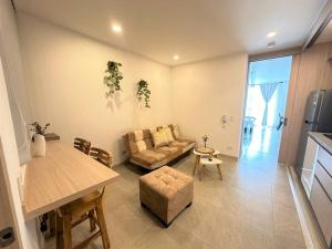 Belmonte218-Apartaestudio en Av centenario con piscina gym bbq