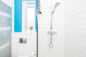 Fully equipped central home, perfect for contractors and relocators