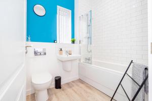 Fully equipped central home, perfect for contractors and relocators