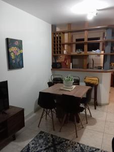 Residencial com Serviço