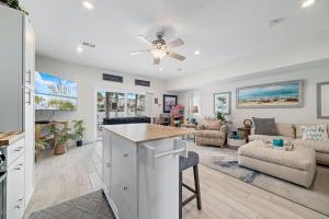 The Yellow House South at Herons Walk