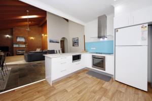 Norfolk at Hat Head - 40 Bay Street