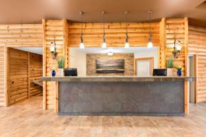 Best Western Plus NorWester Hotel & Conference Centre