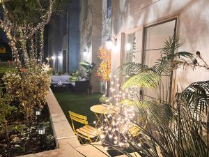 Beautiful 2 BD 3 Beds in Heart of Encino 105