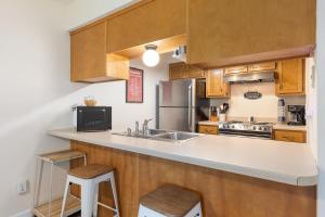 The Capital Indoor Outdoor Pool Hot tub & More