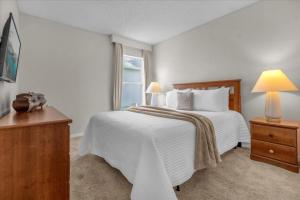 4 Bedroom 2 Bathroom Manors Westridge 411 Ld