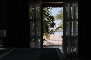 Meno House - Adults Only