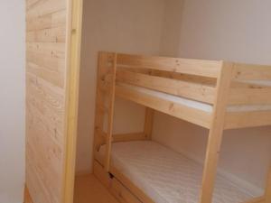 Appartements Albiez-Montrond, appt 70m2, 4 pieces, 10 pers, equipement bebe - FR-1-618-38 : photos des chambres