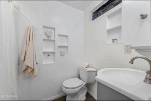 Emeric Ave in Simi Valley