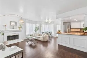 Modern Cozy Retreat w fireplace - 钻石吧