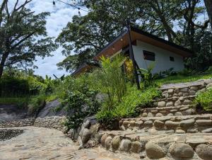 Fully furnished lodge with hot tub and pool - Alto Castillo