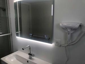 Appartements Charmant T2 avec Terrasse et Parking Prive, Tout Confort, Proche Trouville - FR-1-712-88 : photos des chambres