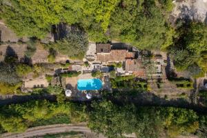 Villas Magnifique villa ALMA en pierres avec sa grande piscine au milieu de la nature PROVENCE : photos des chambres