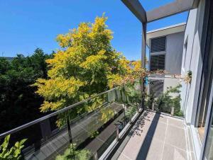 Waterfront Oasis , Infinity Pool, Sauna and steam room