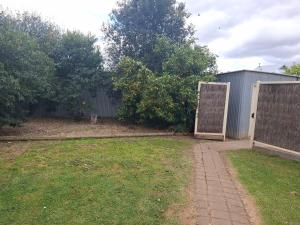 PAK House Central - Spacious 4 Bedroom New Listing!