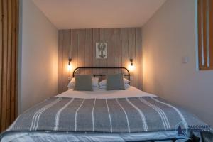 The Hideout-Boutique Cabin, Estuary View & Parking