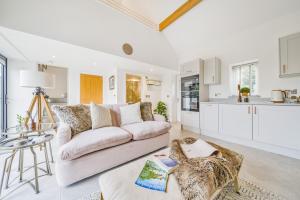 Brand New Listing - The Honey Pot in Stanton