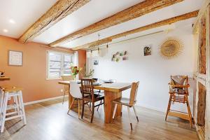 BRETZEL gîte dans maison Alsacienne, Eguisheim